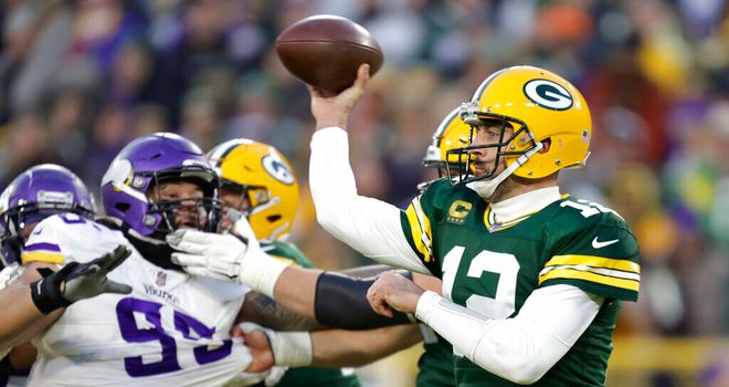 NFL wildcard round: New York Giants 13-38 Green Bay Packers – as