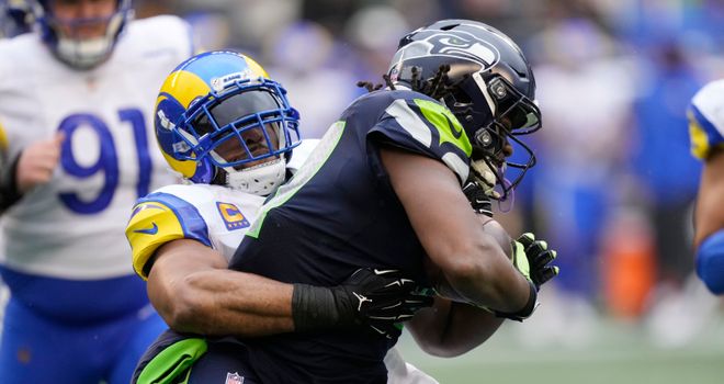 Wilson, Broncos beat Herbert, playoff-bound Chargers 31-28 - Seattle Sports