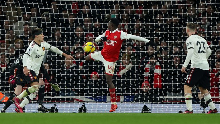 Arsenal 3-2 Manchester United: Eddie Nketiah nets late winner as Gunners  restore five-point Premier League lead, Football News