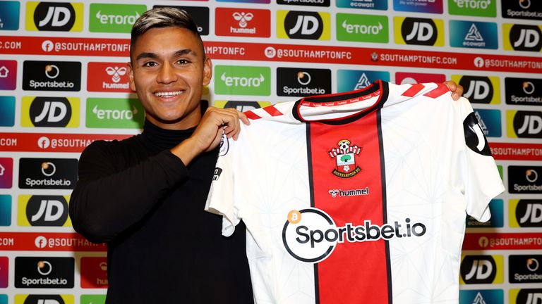 Southampton have signed Carlos Alcaraz (Credit: Saints FC)