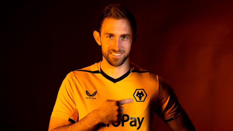 Wolves unveil new signing Craig Dawson
