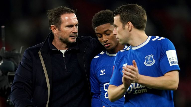 Frank Lampard with Seamas Coleman and Demarai Gray
