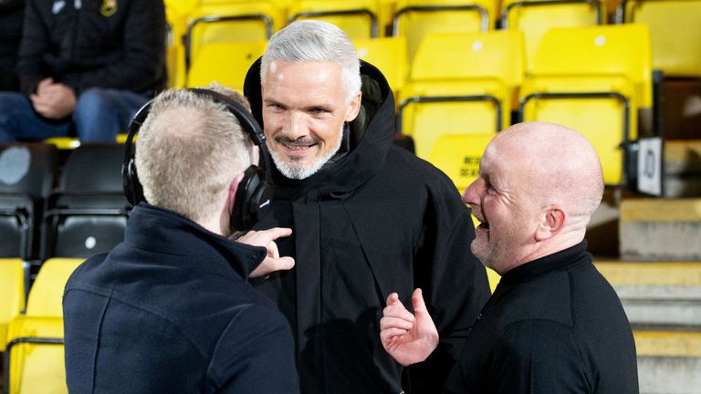 LIVINGSTON, SCOTLAND - NOVEMBER 08: Aberdeen Manager Jim Goodwin and David Martindale during a cinch Premiership match between Livingston and Aberdeen at the Tony Macaroni Arena, on November 08, 2022, in Livingston, Scotland.  (Photo by Paul Devlin / SNS Group)