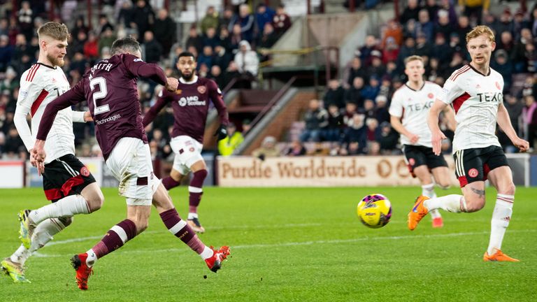 EDINBURGH, SCOTLAND - JANUARY 18: Hearts Michael Smith scores to make it 2-0 during a cinch Premiership match between Hearts and Aberdeen at Tynecastle, on January 18, 2023, in Edinburgh, Scotland.  (Photo by Ross Parker / SNS Group)