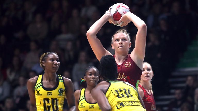 Jo Harten was on target for England as they dominated Jamaica in the final quarter