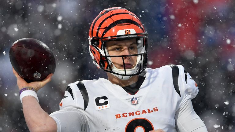 Watch Joe Burrow hit Hayden Hurst to put the Bengals up 14-0 vs. the Bills  