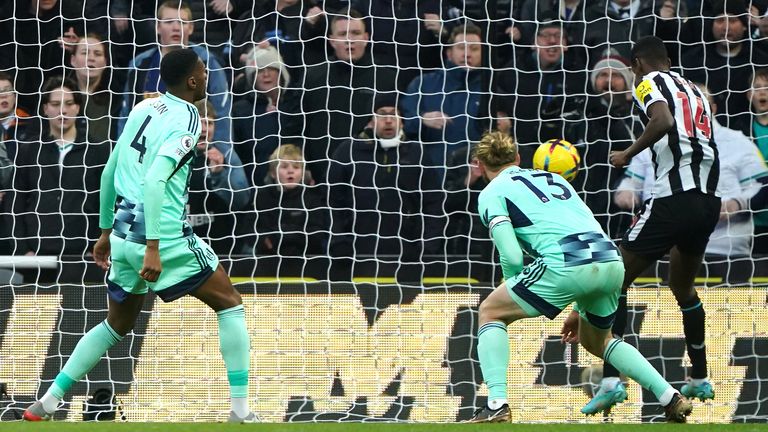 Newcastle United's Alexander Isak makes it 1-0 late in the game
