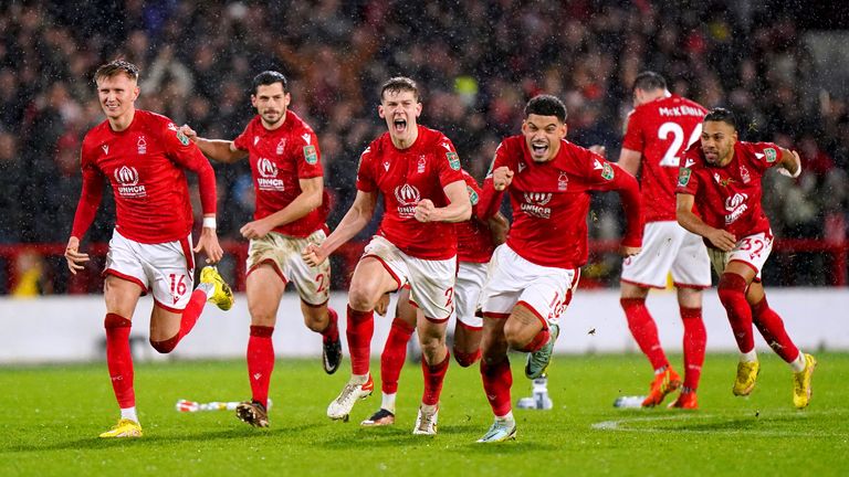 Nottingham Forest beat Wolves 4-3 in a penalty shootout