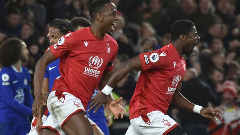 Nottingham Forest's Serge Aurier (right) celebrates after scoring his side's equaliser