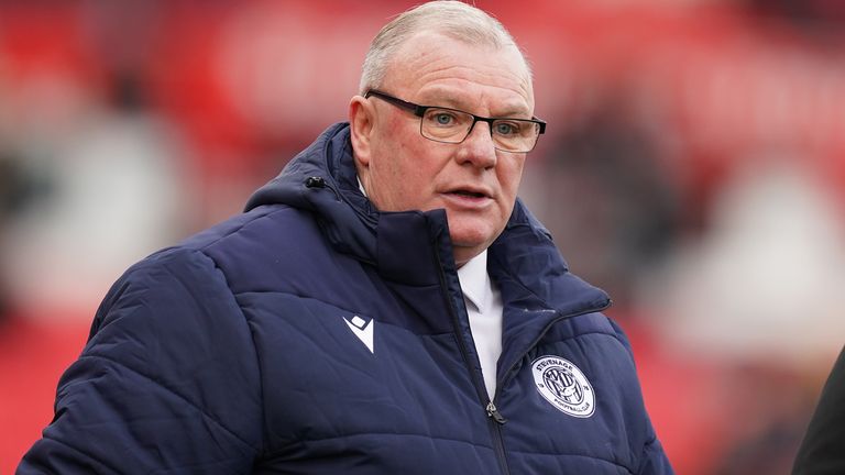 Steve Evans was critical of the referee following Stevenage's FA Cup exit
