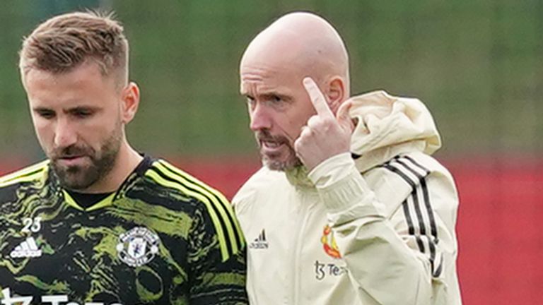 Erik ten Hag wants Manchester United to focus on their game, not about trophies