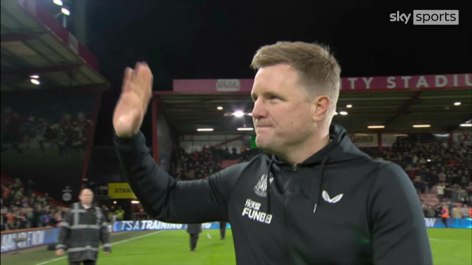 Eddie Howe Given Emotional Reception From Bournemouth Fans | Football ...