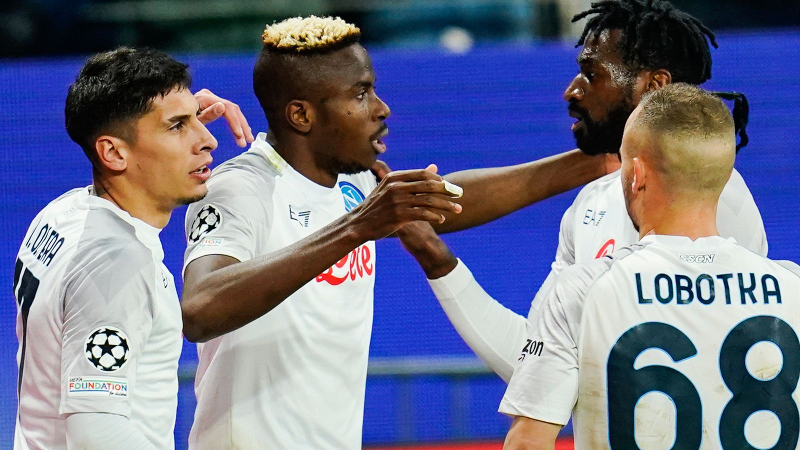 Photo of Frankfurt 0-2 Neapol: Victor Osimhen a Giovanni Di Lorenzo sú v cieli, keďže lídri Serie A vyhrali Ligu majstrov v poslednom 16. zápase |  Futbalové správy