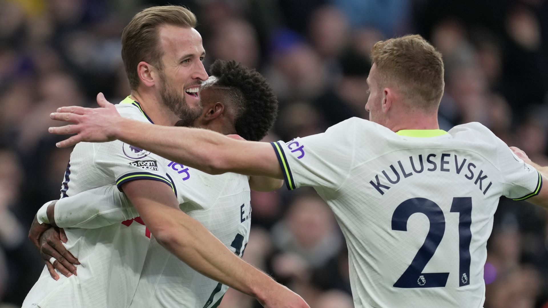 Hits and misses: Kane delivers again for Spurs | City's problems mount