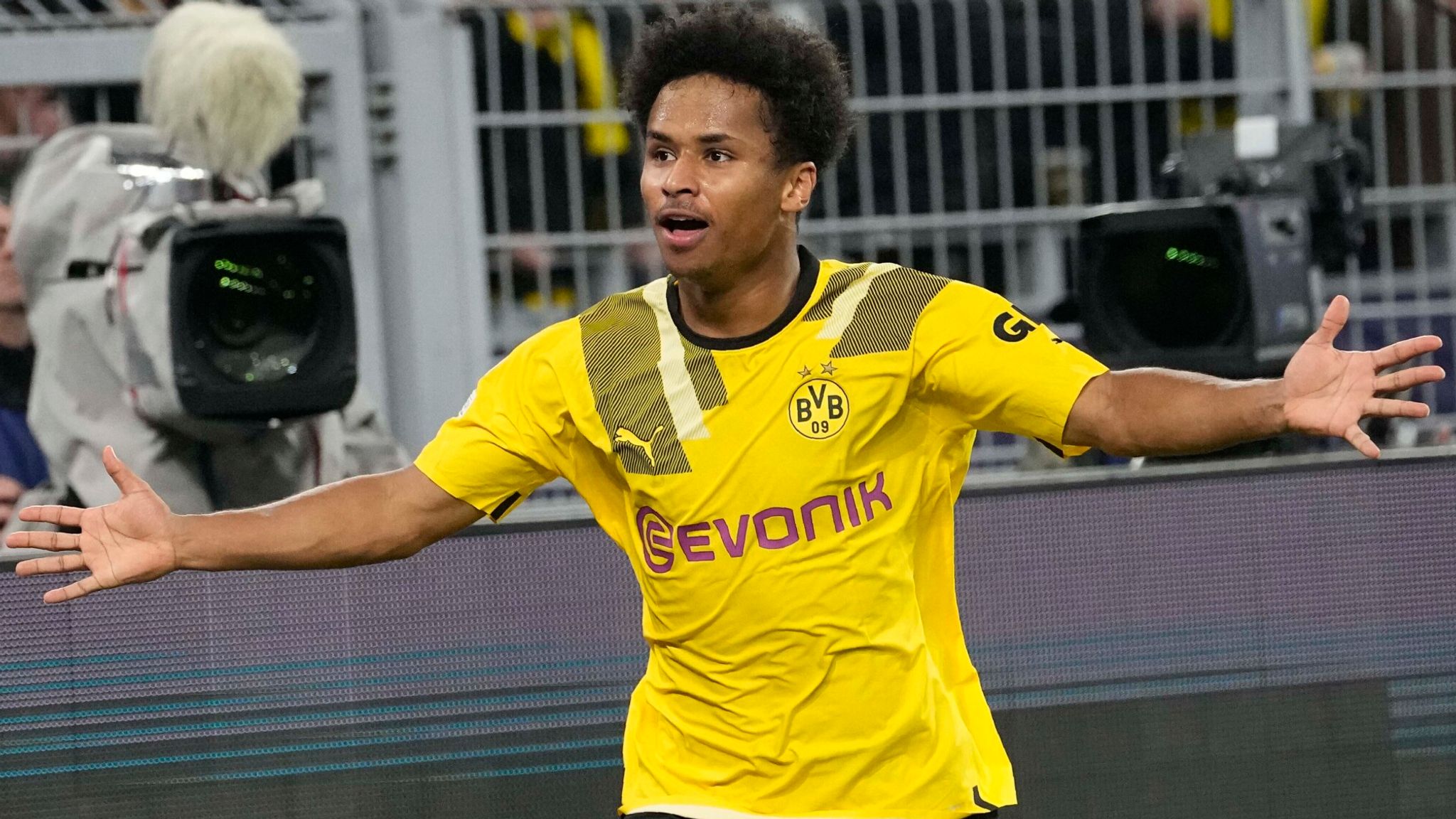 Borussia Dortmund 1-0 Chelsea: Karim Adeyemi’s Goal Is The Difference ...