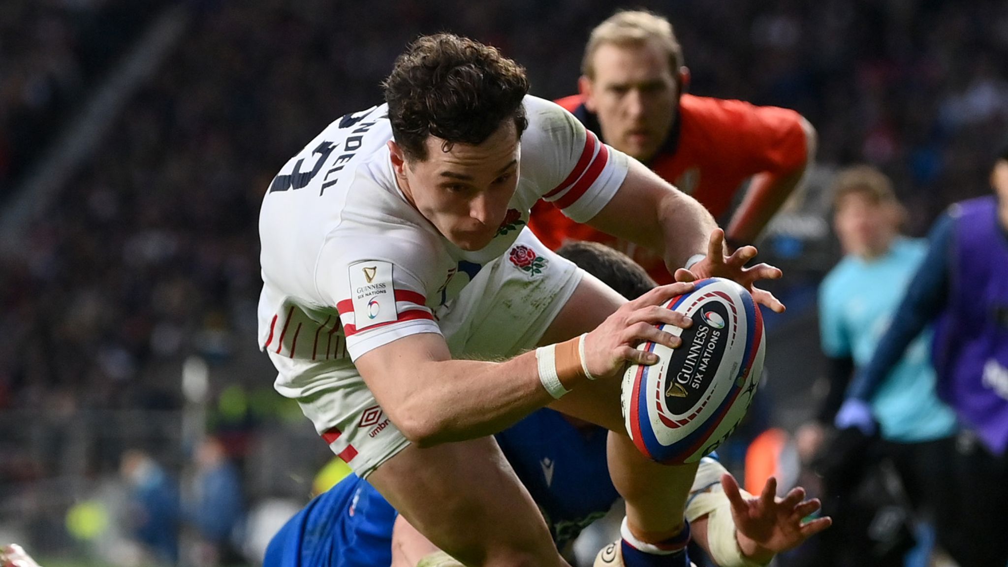 England Six Nations team news Owen Farrell replaces Marcus Smith; Manu Tuilagi, Henry Arundell, David Ribbans start vs Ireland Rugby Union News Sky Sports