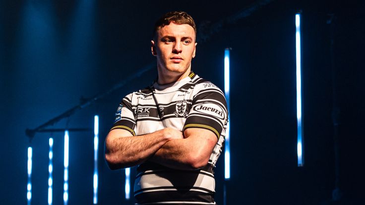 Picture by Alex Whitehead/SWpix.com - 03-05/01/2023 - Rugby League - Betfred Super League 2023 Season Promo Shoot - Hull FC’s Jake Trueman