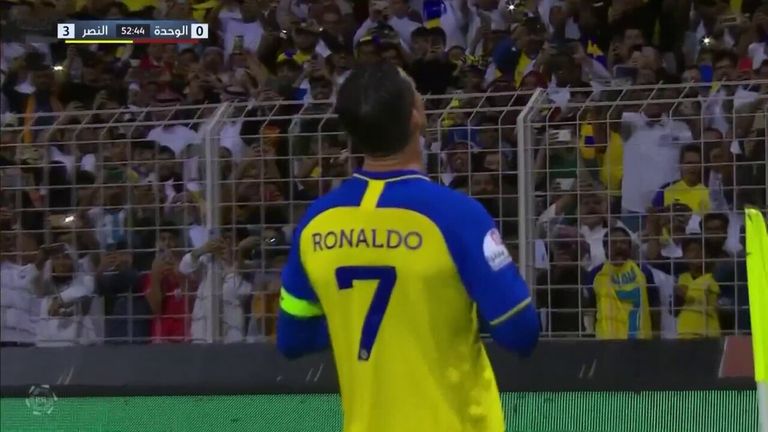 Cristiano Ronaldo scores first half hat-trick to move Al Nassr two points  clear at Saudi Pro League summit - Eurosport