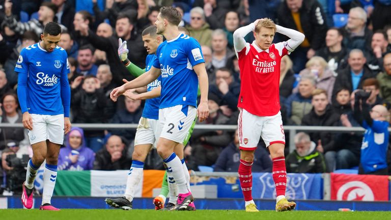 It was an afternoon for Arsenal to forget at Everton