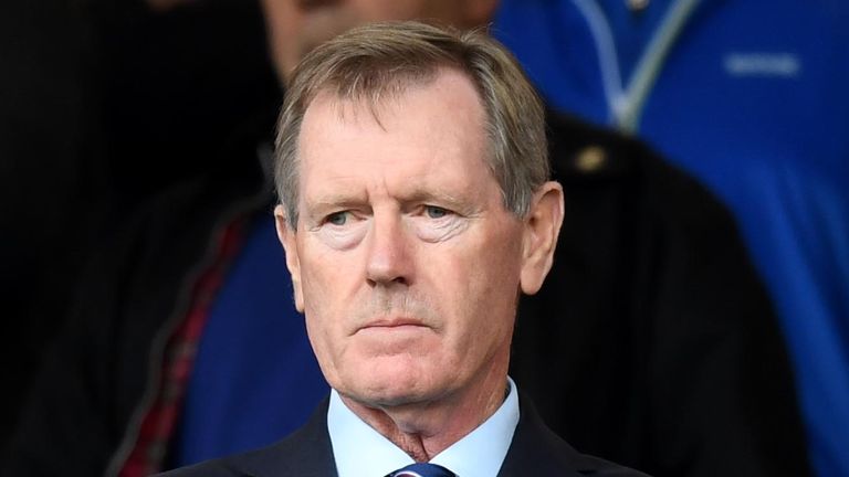 Dave King will remain a Rangers shareholder after a potential deal to sell collapsed