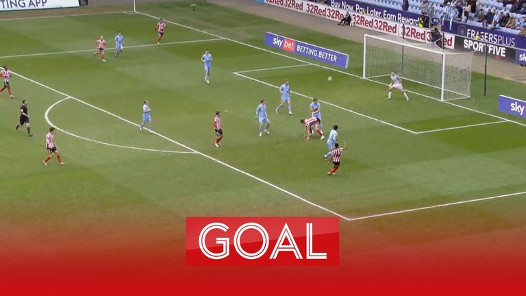Amad Diallo scores a terrific consolation goal for Sunderland in their defeat to Coventry City in the Championship. 