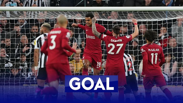 Gakpo doubles Liverpool's lead!