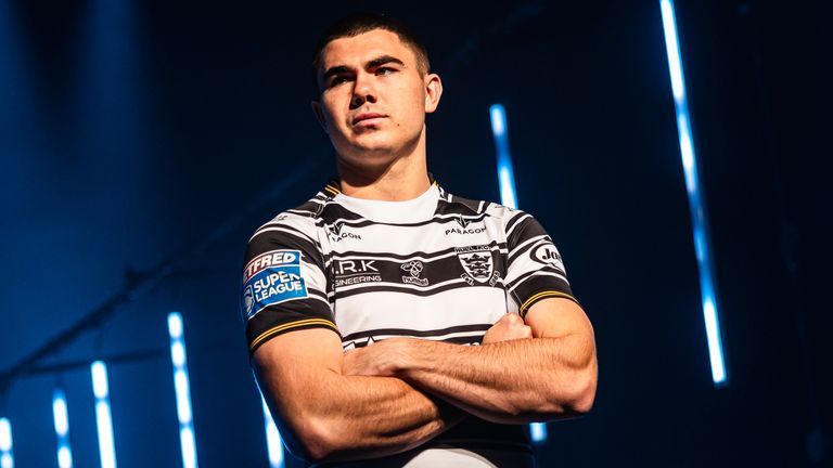 Picture by Alex Whitehead/SWpix.com - 03-05/01/2023 - Rugby League - Betfred Super League 2023 Season Promo Shoot - Hull FC’s Jake Clifford
