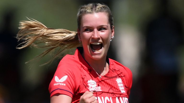 Lauren Bell, England Women (Getty Images)