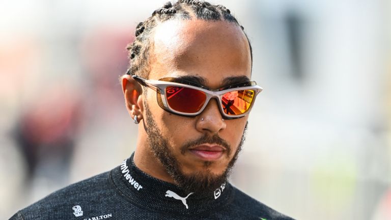 BAHRAIN INTERNATIONAL CIRCUIT, BAHRAIN - FEBRUARY 23: Sir Lewis Hamilton, Mercedes-AMG during the Bahrain February Testing at Bahrain International Circuit on Thursday February 23, 2023 in Sakhir, Bahrain. (Photo by Mark Sutton / Sutton Images)