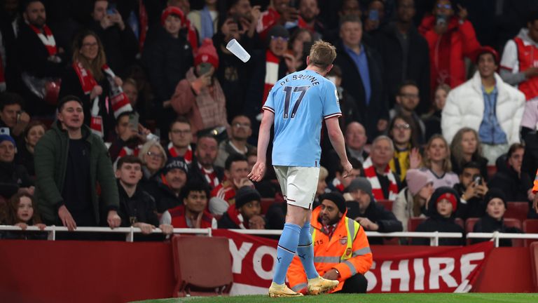 The Belgian evades a hurled cut by the corner flag