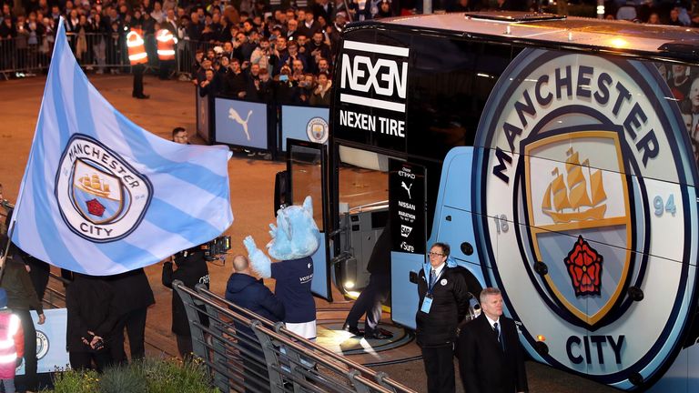 A general view of Manchester City players arriving ahead of the the Premier League match at the Etihad Stadium, Manchester. PA Photo. Picture date: Saturday November 23, 2019. See PA story SOCCER Man City. Photo credit should read: Nick Potts/PA Wire. RESTRICTIONS: EDITORIAL USE ONLY No use with unauthorised audio, video, data, fixture lists, club/league logos or "live" services. Online in-match use limited to 120 images, no video emulation. No use in betting, games or single club/league/player publications.
