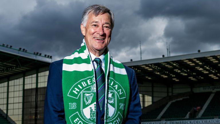 Hibernian chairman Ron Gordon has died aged 68