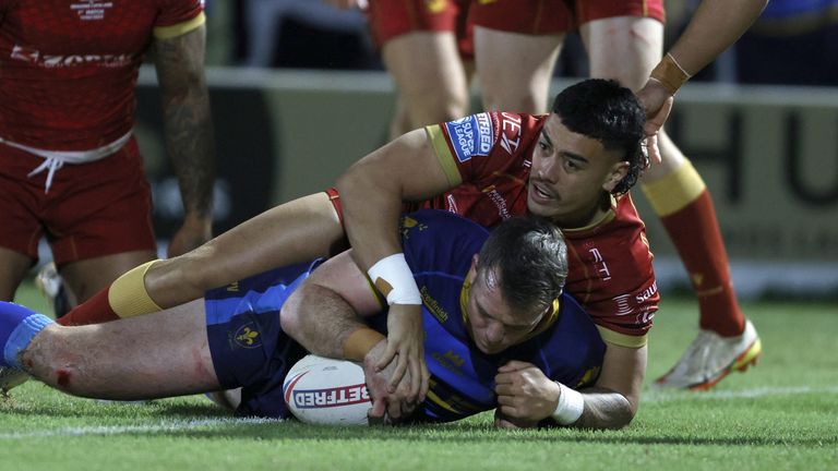 Wakefield Trinity v Catalans Dragons - Betfred Super League - Be Well Support Stadium
Wakefield Trinity�s Matty Ashurst scores a try during the Gallagher Premiership match at Be Well Support Stadium, Wakefield. Picture date: Friday February 17, 2023.