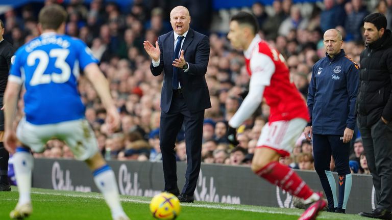 Everton&#39;s head coach Sean Dyche, centre, reacts during the English Premier League soccer match between Everton and Arsenal at Goodison Park in Liverpool, England, Saturday, Feb. 4, 2023. (AP Photo/Jon Super)