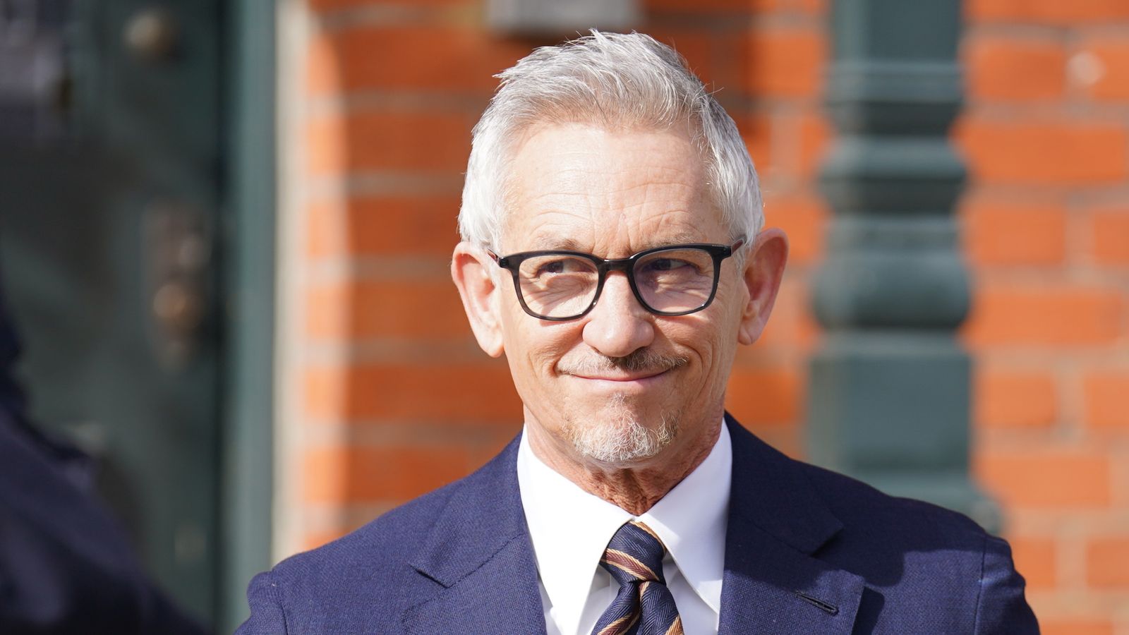 Gary Lineker: Match of the Day presenter to return to hosting BBC Sport after conflict resolved