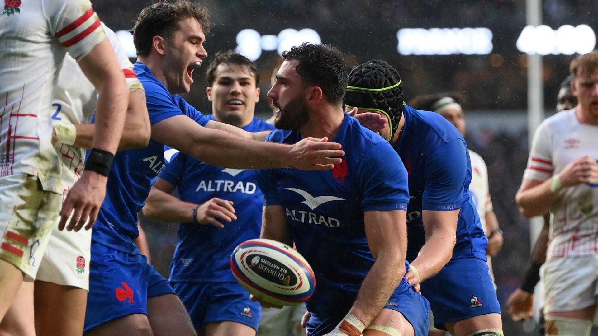 France humiliate England in record Twickenham 6N win