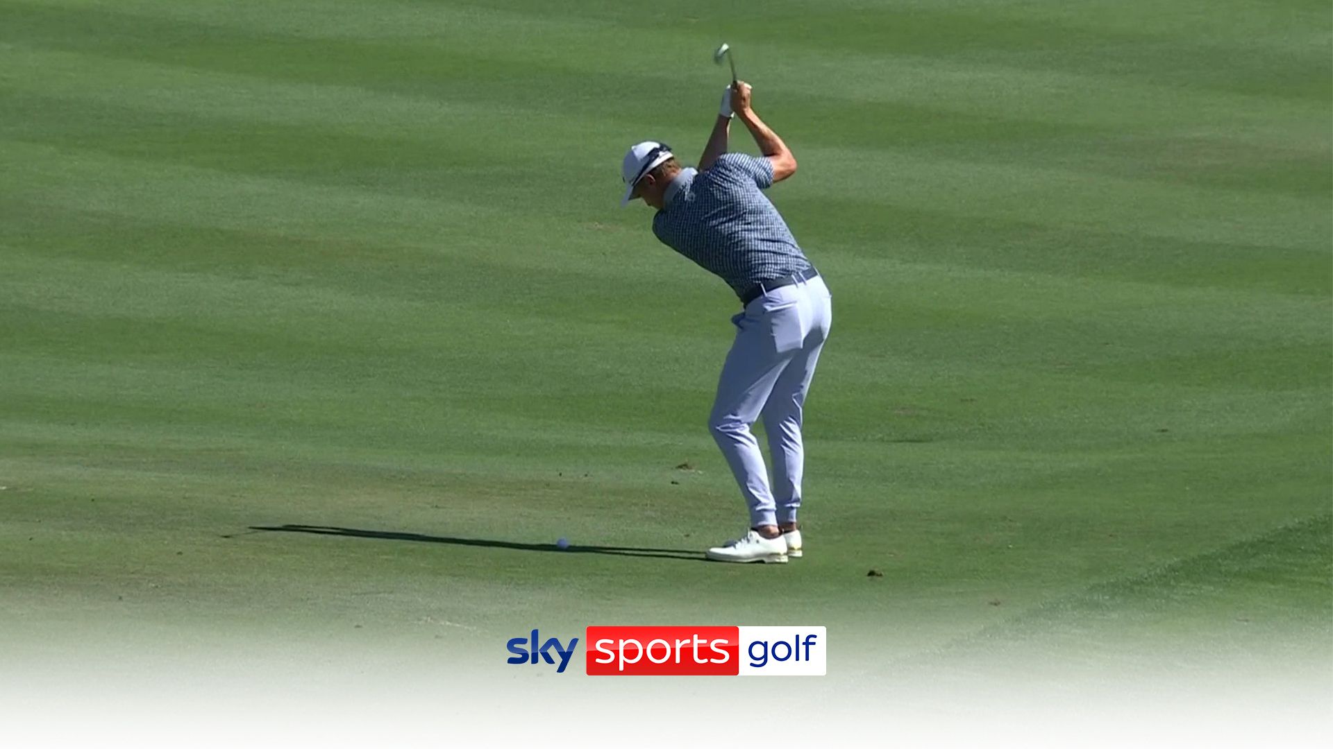 Thomas raises roof with stunning eagle from 146 yards!