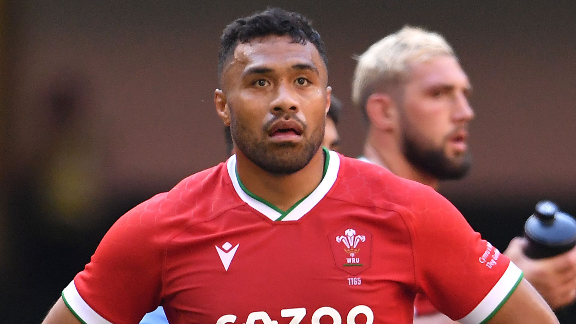 Halaholo could leave Cardiff after injury | Contract offer 'can't feed family'