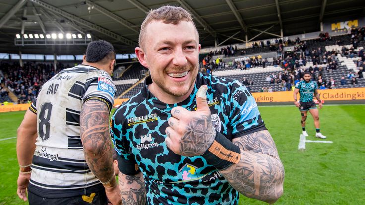 Picture by Allan McKenzie/SWpix.com - 25/03/2023 - Rugby League - Betfred Super League Round 6 - Hull FC v Leigh Leopards - MKM Stadium, Kingston upon Hull, England - Leigh's Josh Charnley celebrates victory over Hull FC.