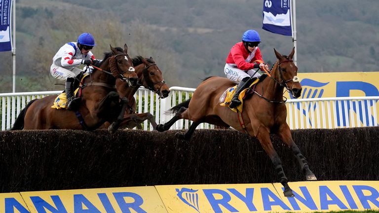 Envoi Allen leads Hitman over the last in the Ryanair Chase