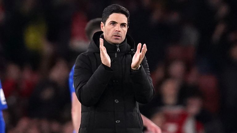 Mikel Arteta&#39;s Arsenal moved five points clear of Manchester City with their 4-0 win over Everton