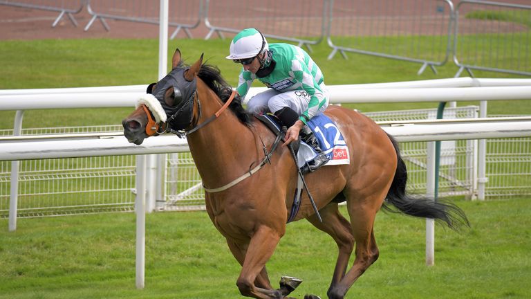 Muscika in winning action in the Sky Bet Extended Dash Handicap at York