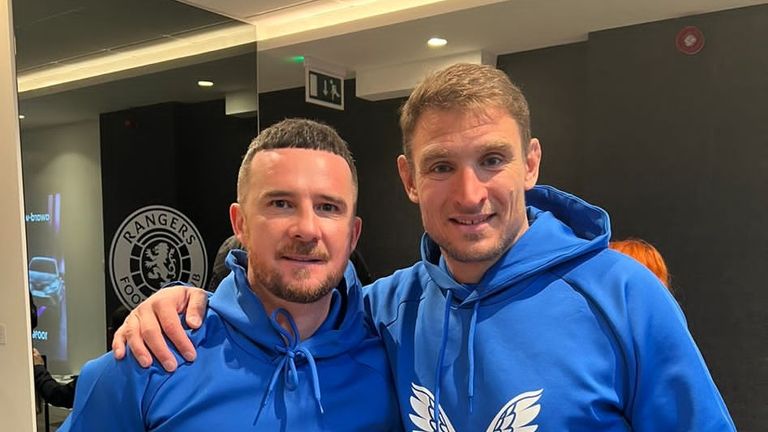 Jelavic poses with Barry Ferguson