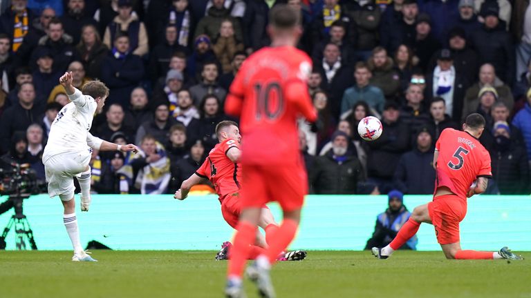 Patrick Bamford brings Leeds level