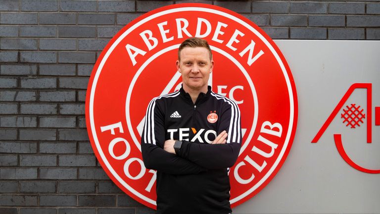 Barry Robson seguirá al frente del Aberdeen hasta final de temporada