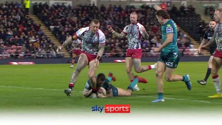 Bevan French made the most of a favourable bounce of the ball to set up Jake Wardle to extends Wigan&#39;s lead over Leigh.