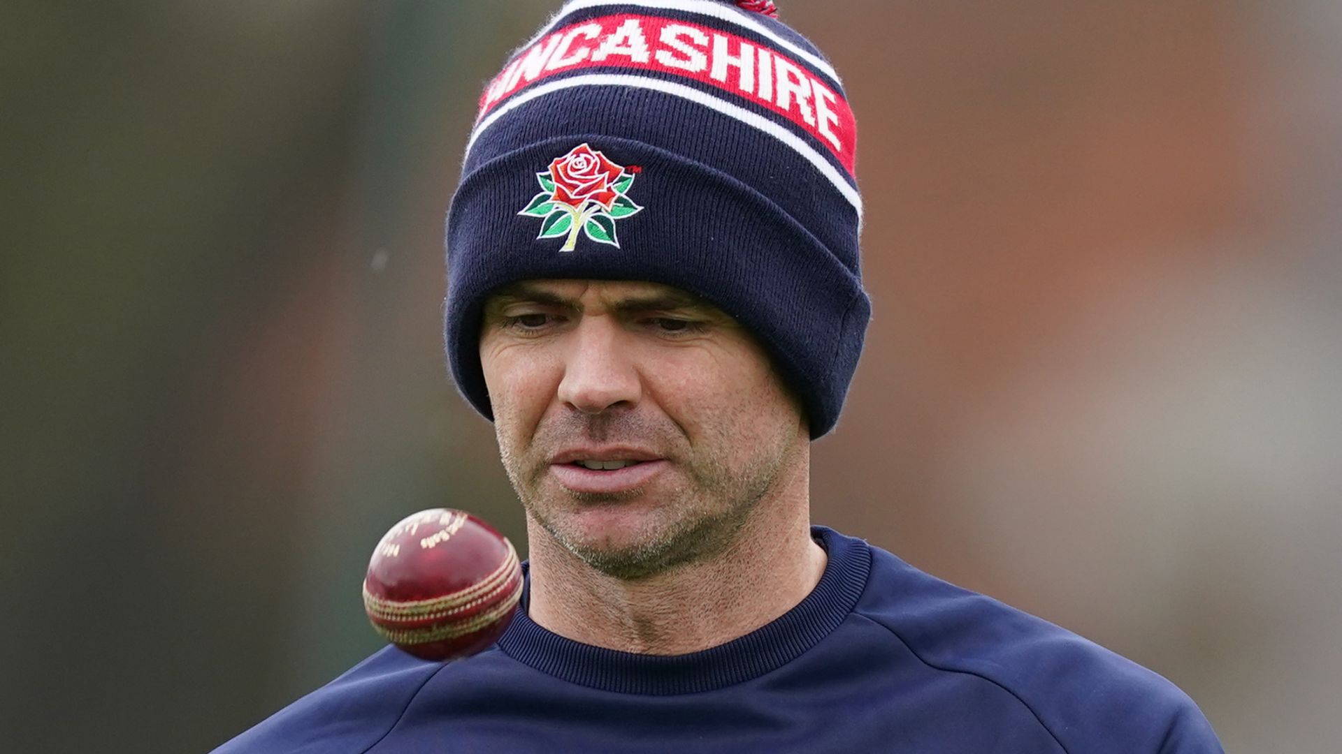 Anderson dismisses Cook on County Championship return
