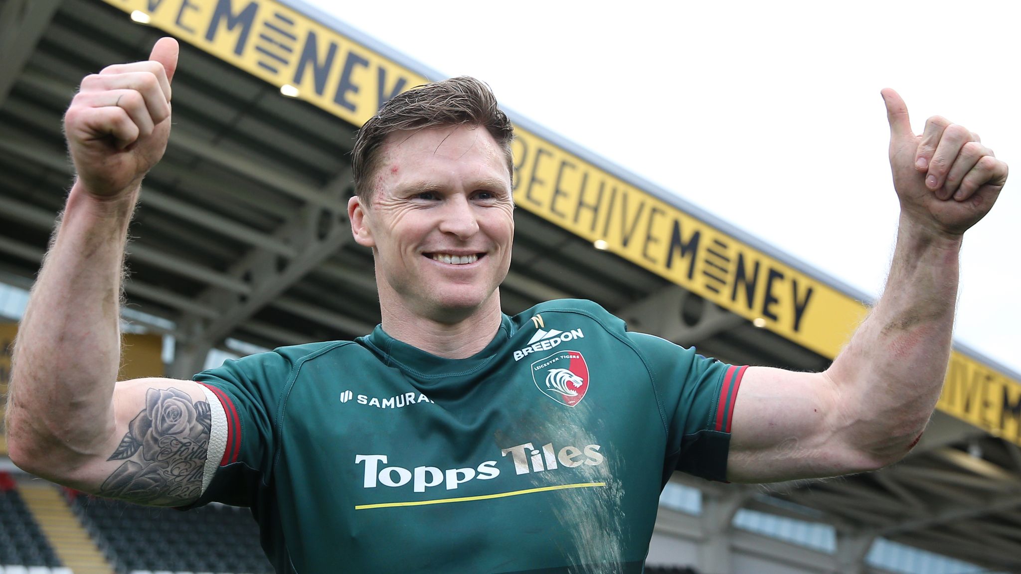 Chris Ashton becomes the first player to score 100 Premiership tries as Leicester Tigers thrash Exeter Chiefs Rugby Union News Sky Sports