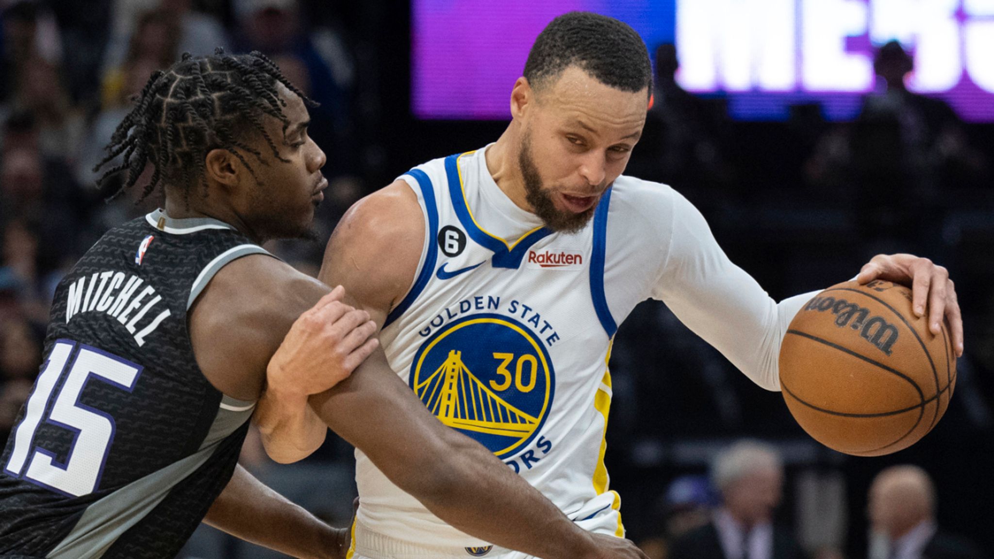 Orlando Magic guard Michael Carter-Williams (7) gos in for a dunk against  Atlanta Hawks guard Kevin Huerter (3) in the second half of an NBA  basketball game Saturday, Oct. 26, 2019, in