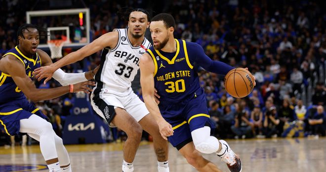 Jalen Brunson Scores Career-High In Nike Kobe A.D. - Sports Illustrated  FanNation Kicks News, Analysis and More